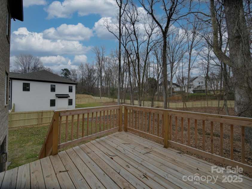1304 Pleasant Plains Road, Matthews, NC 28105.  MLS# CAR4207949, YatesRealty ID 17105. Pic of 1304 Pleasant Plains