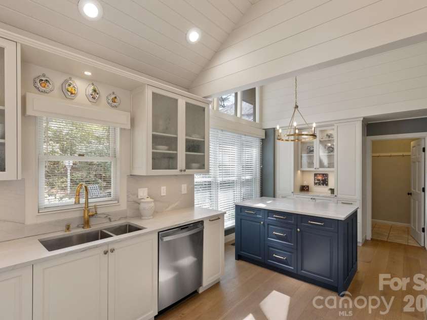940 Winding Creek Road, Sapphire, NC 28774.  MLS# CAR4352136, YatesRealty ID 17105. 