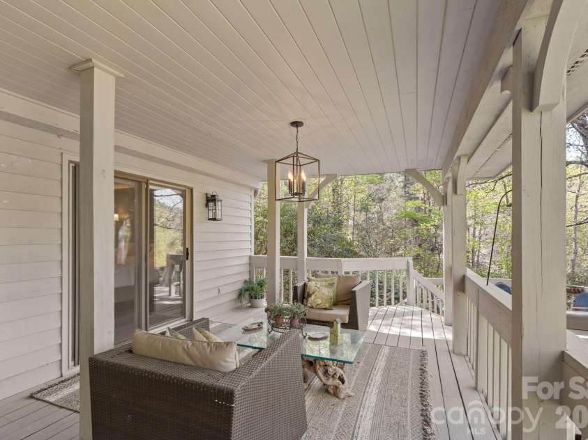 940 Winding Creek Road, Sapphire, NC 28774.  MLS# CAR4352136, YatesRealty ID 17105. 