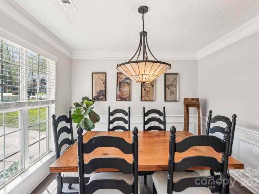 11615 Hidden Grove Trail, Charlotte, NC 28215.  MLS# CAR4240281, YatesRealty ID 17107. 