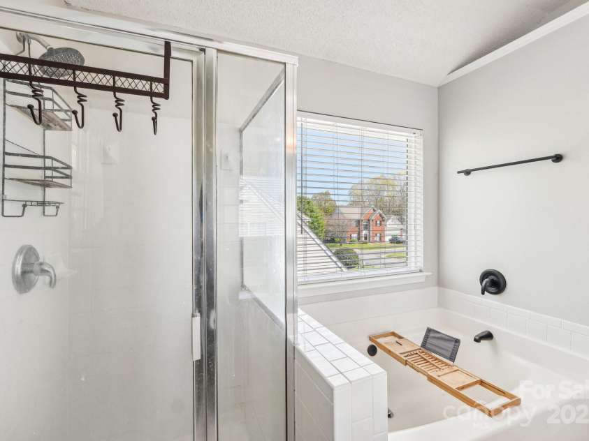 11615 Hidden Grove Trail, Charlotte, NC 28215.  MLS# CAR4240281, YatesRealty ID 17107. 