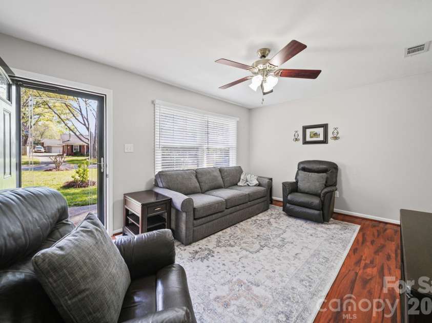 5715 Hillcrest Circle, Indian Trail, NC 28079.  MLS# CAR4365299, YatesRealty ID 17108. 