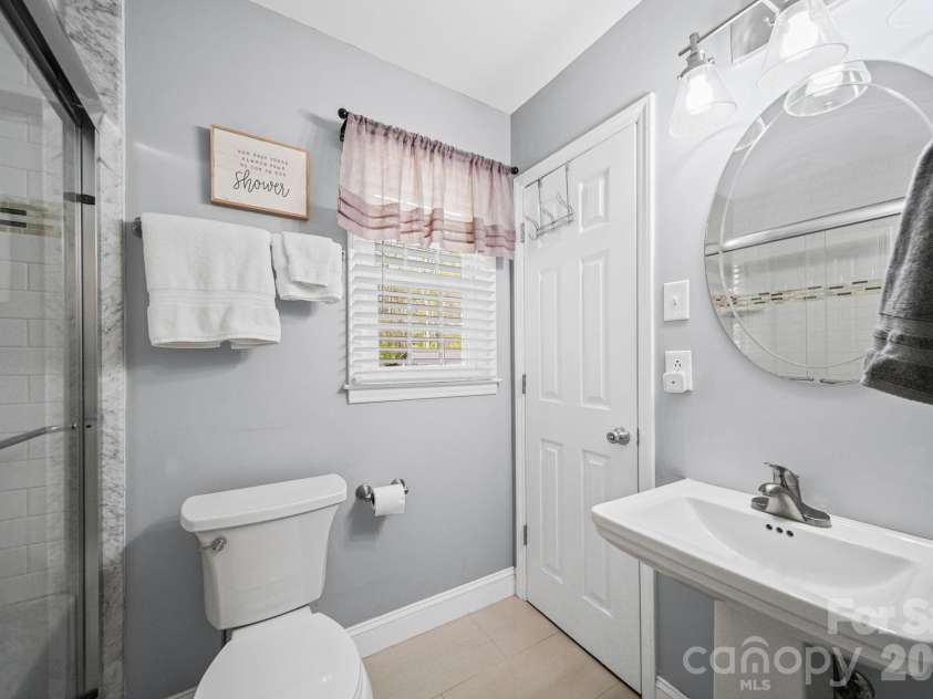 5715 Hillcrest Circle, Indian Trail, NC 28079.  MLS# CAR4365299, YatesRealty ID 17108. 