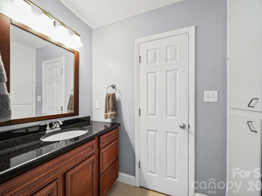 5715 Hillcrest Circle, Indian Trail, NC 28079.  MLS# CAR4365299, YatesRealty ID 17108. 
