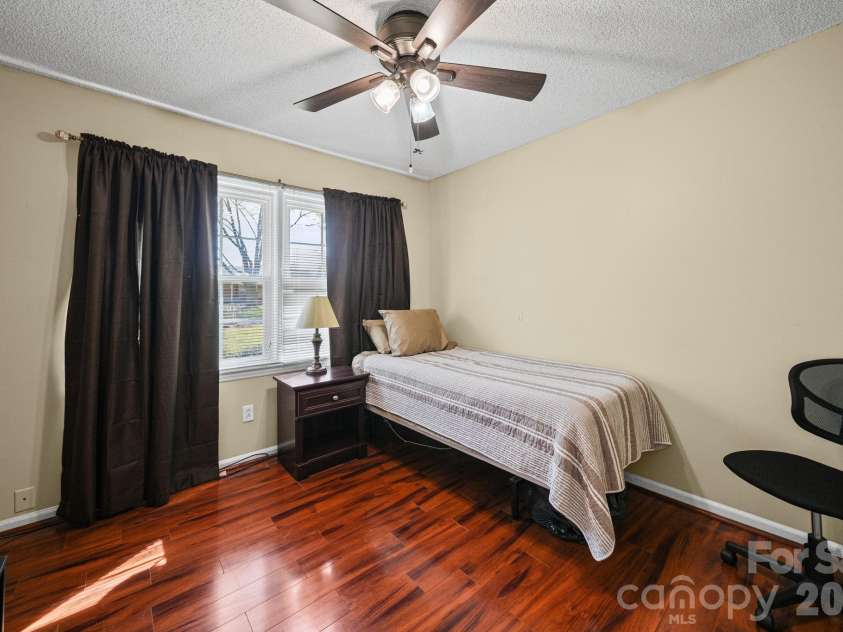 5715 Hillcrest Circle, Indian Trail, NC 28079.  MLS# CAR4365299, YatesRealty ID 17108. 