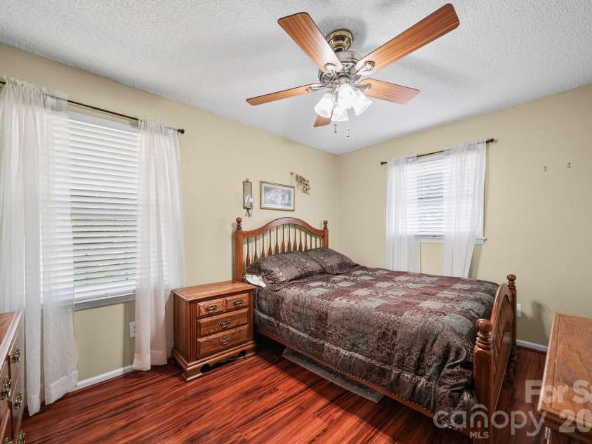 5715 Hillcrest Circle, Indian Trail, NC 28079.  MLS# CAR4365299, YatesRealty ID 17108. 