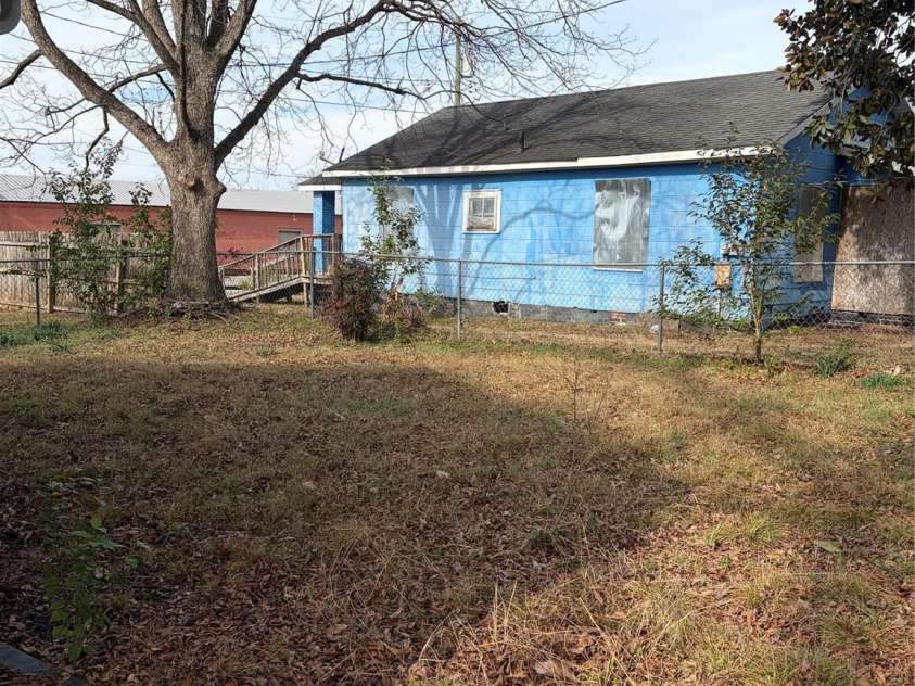 132 Lacy Street, Chester, SC 29706.  MLS# CAR4342130, YatesRealty ID 1711. 