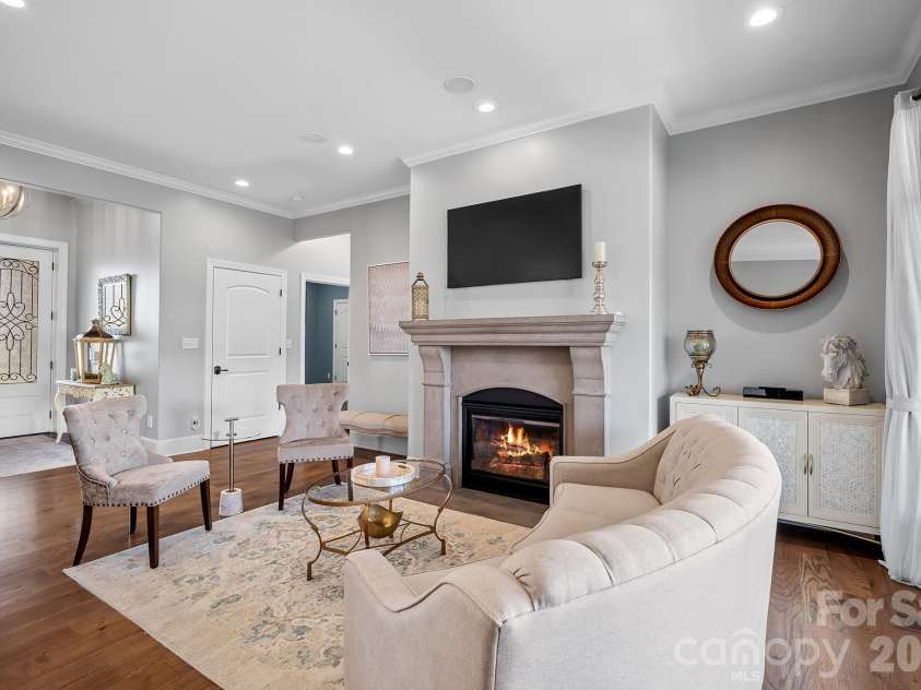 64 Water Hill Way, Fletcher, NC 28732.  MLS# CAR4369957, YatesRealty ID 17110. A Warm and Inviting Living Space