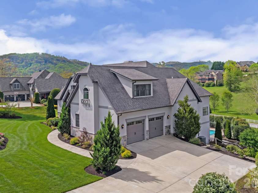 64 Water Hill Way, Fletcher, NC 28732.  MLS# CAR4369957, YatesRealty ID 17110. Breathtaking Setting with Beautiful Mountain Views