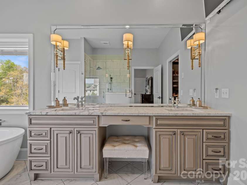 64 Water Hill Way, Fletcher, NC 28732.  MLS# CAR4369957, YatesRealty ID 17110. Dual Sinks in the Primary Suite