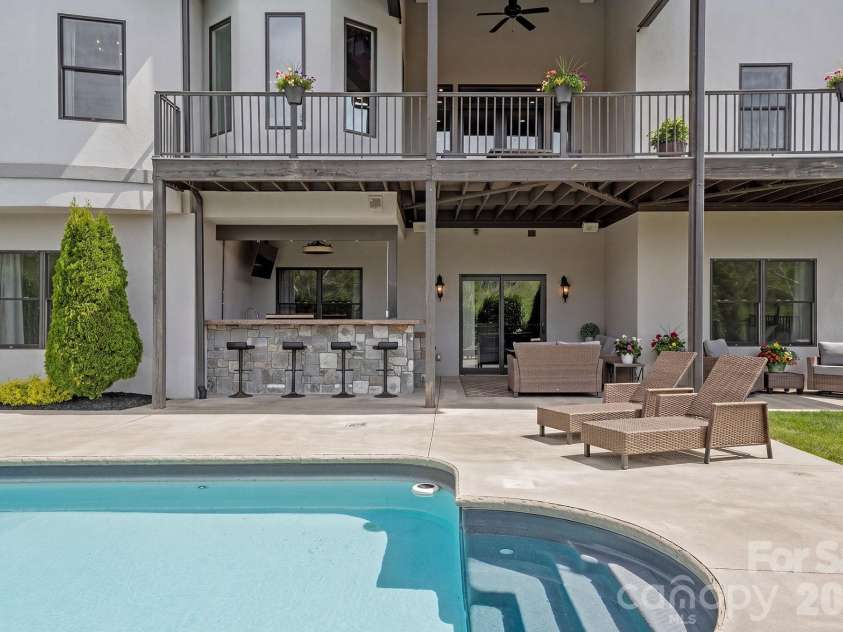 64 Water Hill Way, Fletcher, NC 28732.  MLS# CAR4369957, YatesRealty ID 17110. The Ultimate Spot to Relax