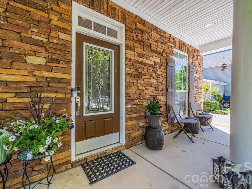 2201 Trading Ford Drive, Waxhaw, NC 28173.  MLS# CAR4374708, YatesRealty ID 17111. Front Porch