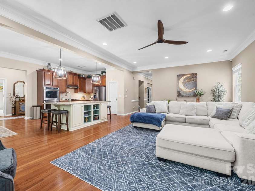 2201 Trading Ford Drive, Waxhaw, NC 28173.  MLS# CAR4374708, YatesRealty ID 17111. Open Floor plan