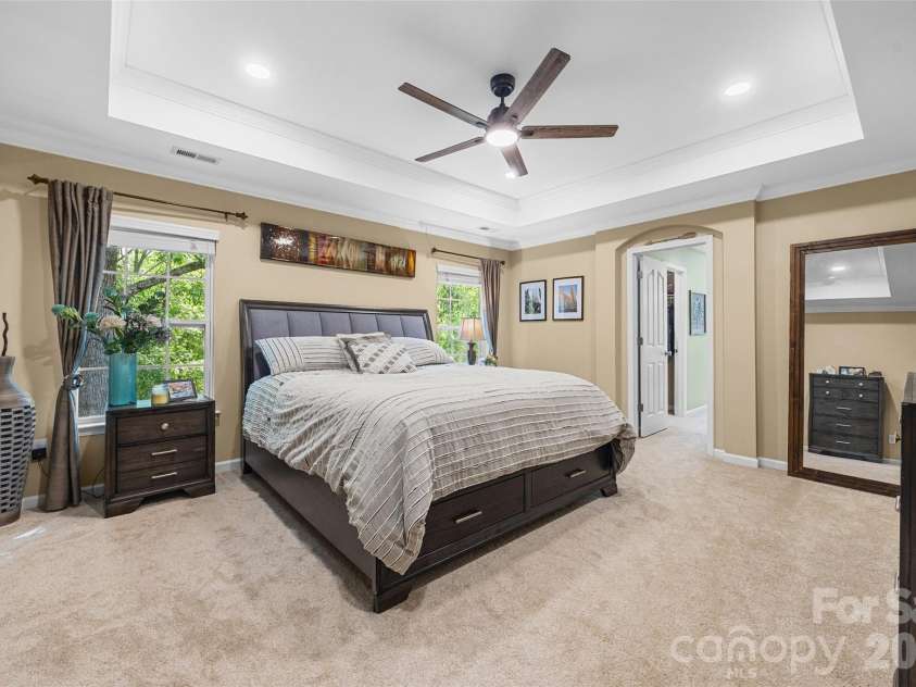 2201 Trading Ford Drive, Waxhaw, NC 28173.  MLS# CAR4374708, YatesRealty ID 17111. Primary Bedroom
