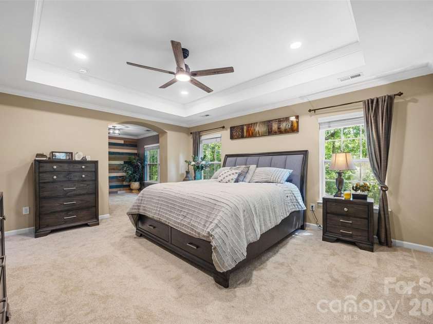 2201 Trading Ford Drive, Waxhaw, NC 28173.  MLS# CAR4374708, YatesRealty ID 17111. Primary Bedroom
