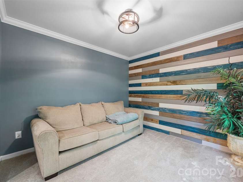 2201 Trading Ford Drive, Waxhaw, NC 28173.  MLS# CAR4374708, YatesRealty ID 17111. Sitting Room/ Office in Primary