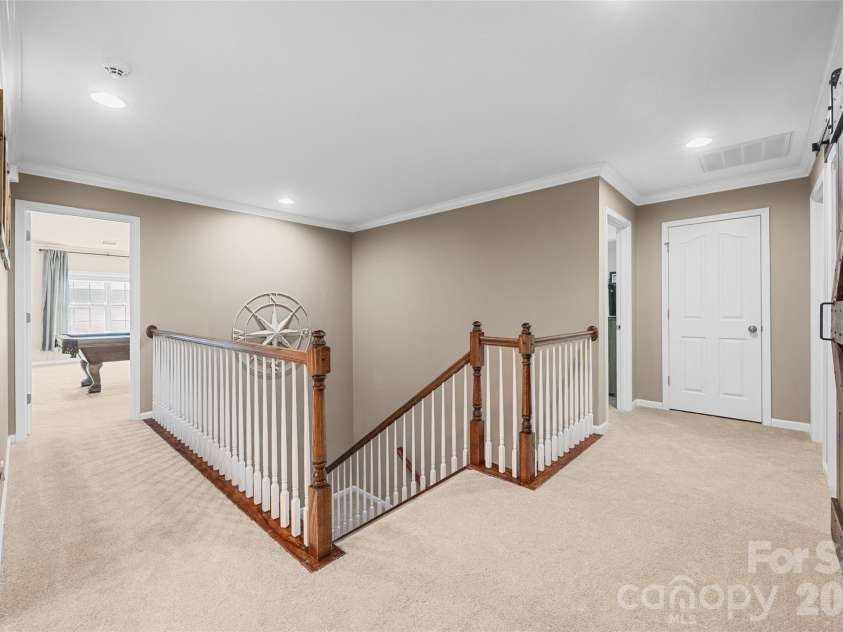 2201 Trading Ford Drive, Waxhaw, NC 28173.  MLS# CAR4374708, YatesRealty ID 17111. Upstairs
