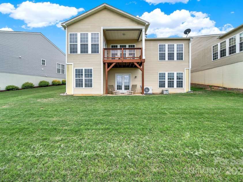 54053 Flycatchers Court, Fort Mill, SC 29707.  MLS# CAR4252967, YatesRealty ID 17111. 