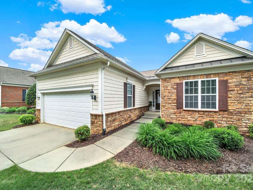 54053 Flycatchers Court, Fort Mill, SC 29707.  MLS# CAR4252967, YatesRealty ID 17111. 