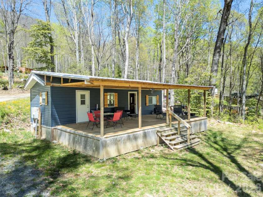 16 Standing Rock Ridge, Maggie Valley, NC 28751.  MLS# CAR4371056, YatesRealty ID 17112. 