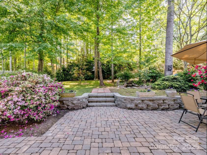166 Wilson Lake Road, Mooresville, NC 28117.  MLS# CAR4249798, YatesRealty ID 17112. 