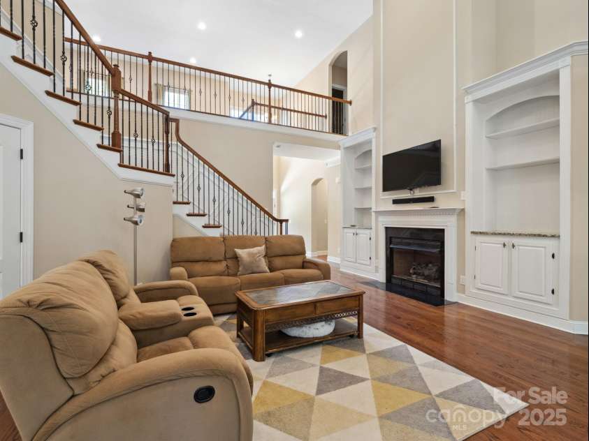 166 Wilson Lake Road, Mooresville, NC 28117.  MLS# CAR4249798, YatesRealty ID 17112. 