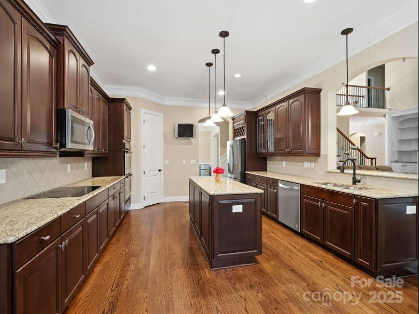 166 Wilson Lake Road, Mooresville, NC 28117.  MLS# CAR4249798, YatesRealty ID 17112. 