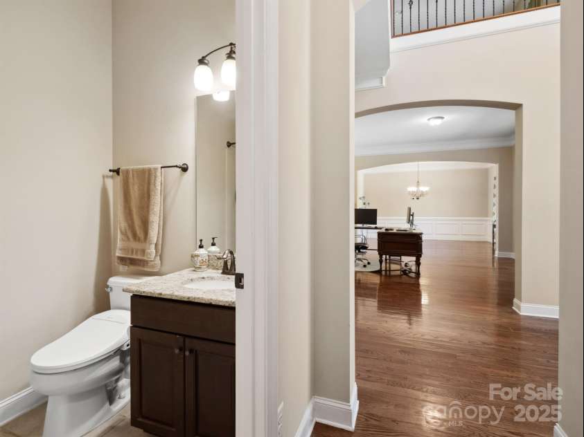 166 Wilson Lake Road, Mooresville, NC 28117.  MLS# CAR4249798, YatesRealty ID 17112. 