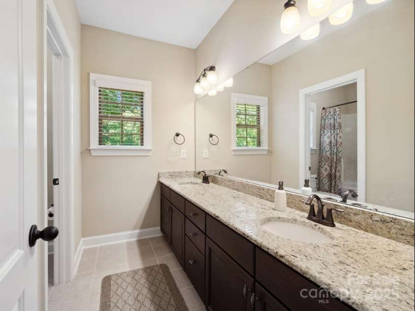 166 Wilson Lake Road, Mooresville, NC 28117.  MLS# CAR4249798, YatesRealty ID 17112. 