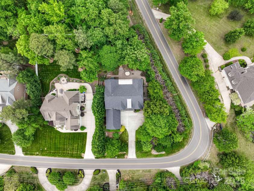 166 Wilson Lake Road, Mooresville, NC 28117.  MLS# CAR4249798, YatesRealty ID 17112. 