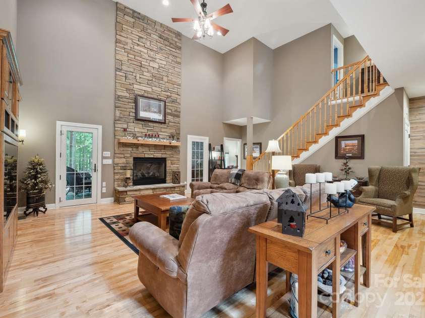 270 North Street, Salisbury, NC 28147.  MLS# CAR4260623, YatesRealty ID 17113. 2 Story Great Room