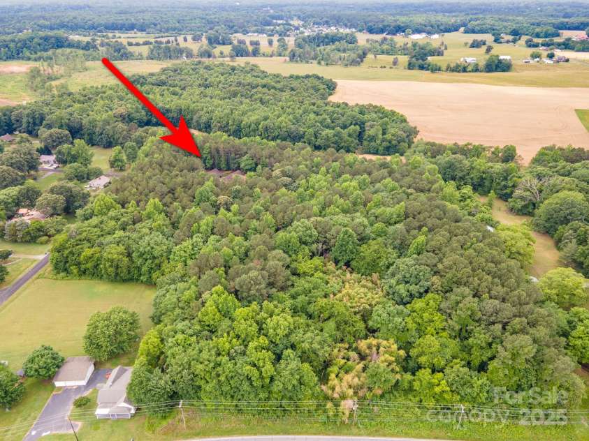 270 North Street, Salisbury, NC 28147.  MLS# CAR4260623, YatesRealty ID 17113. Backs to Farmland Preservation