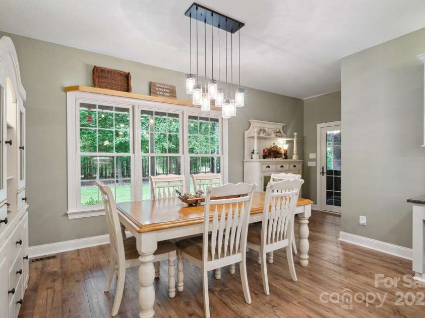 270 North Street, Salisbury, NC 28147.  MLS# CAR4260623, YatesRealty ID 17113. Eat In Breakfast Area