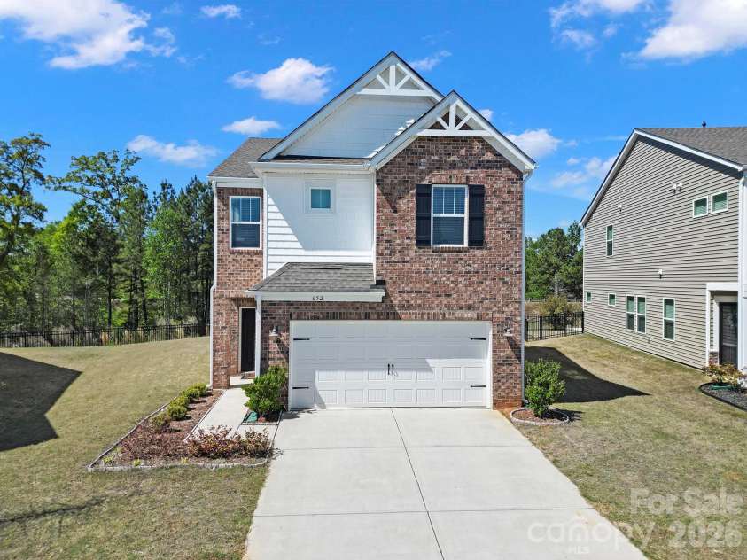 652 Citriadora Street, Fort Mill, SC 29715.  MLS# CAR4368584, YatesRealty ID 17113. 