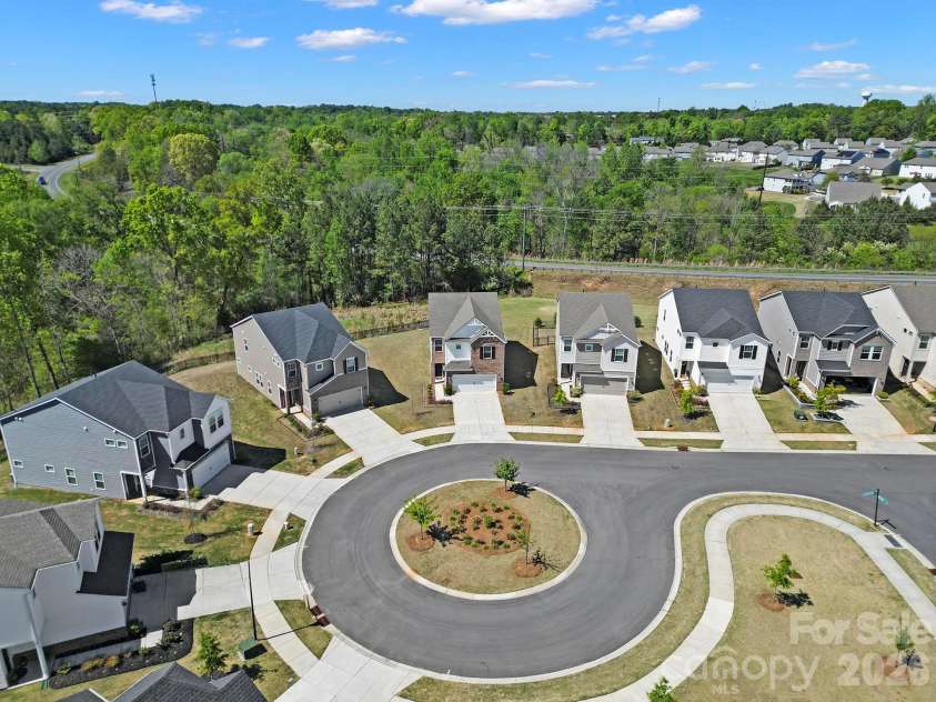652 Citriadora Street, Fort Mill, SC 29715.  MLS# CAR4368584, YatesRealty ID 17113. 