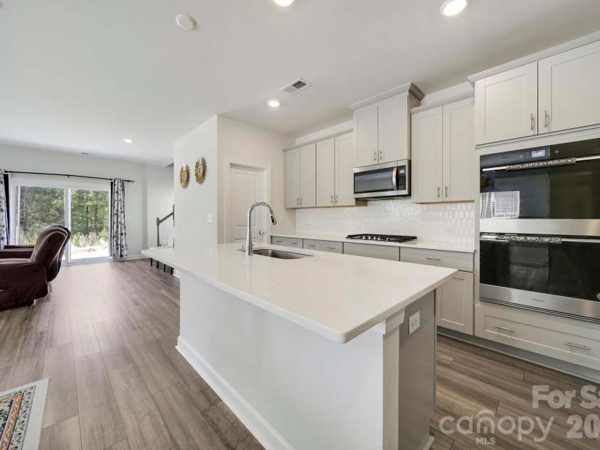 652 Citriadora Street, Fort Mill, SC 29715.  MLS# CAR4368584, YatesRealty ID 17113. 
