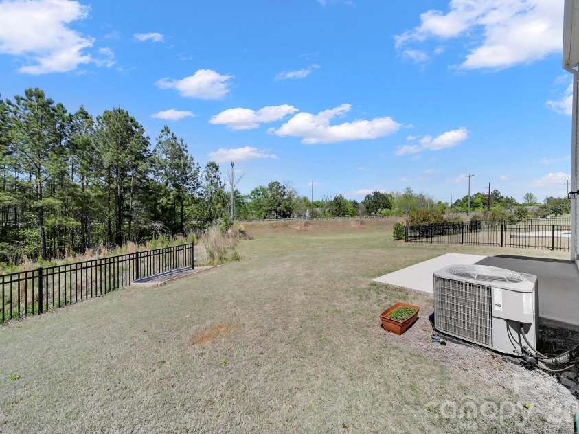 652 Citriadora Street, Fort Mill, SC 29715.  MLS# CAR4368584, YatesRealty ID 17113. 