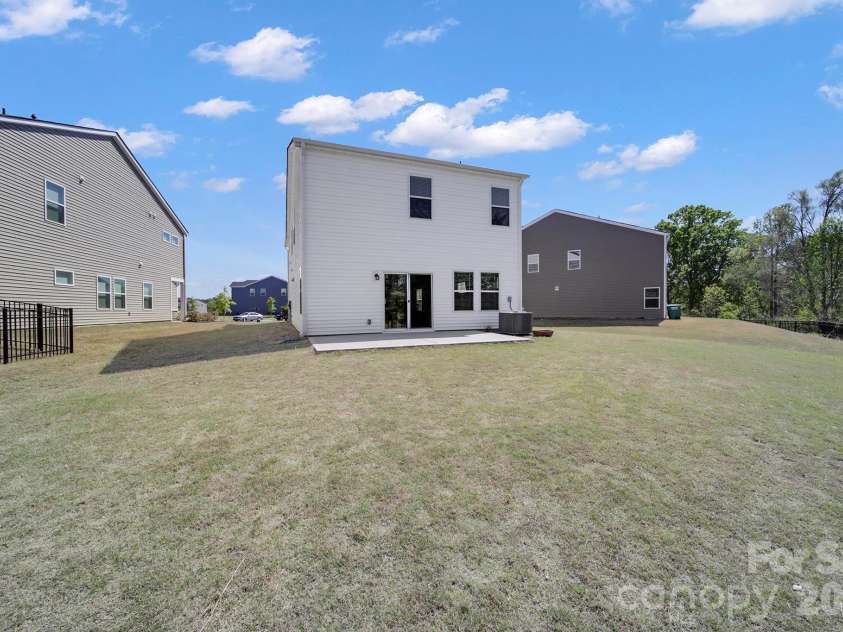 652 Citriadora Street, Fort Mill, SC 29715.  MLS# CAR4368584, YatesRealty ID 17113. 