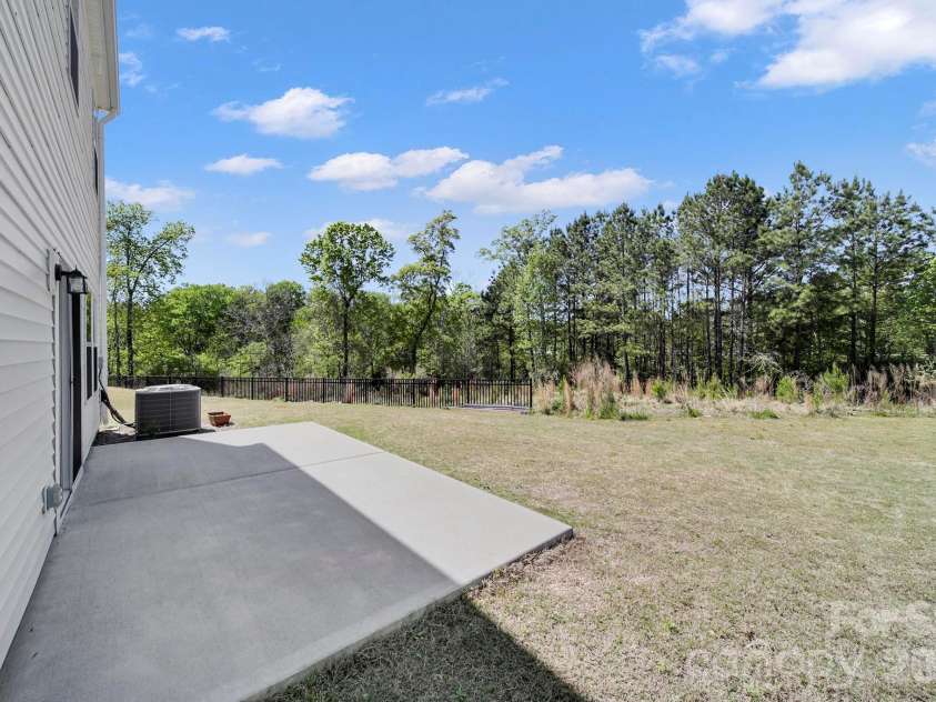 652 Citriadora Street, Fort Mill, SC 29715.  MLS# CAR4368584, YatesRealty ID 17113. 
