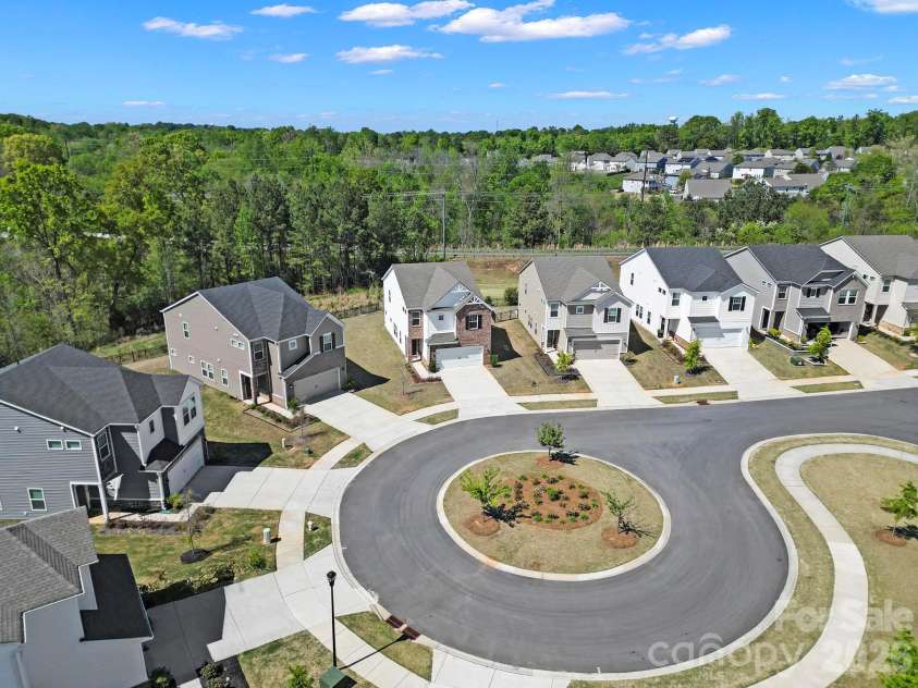 652 Citriadora Street, Fort Mill, SC 29715.  MLS# CAR4368584, YatesRealty ID 17113. 
