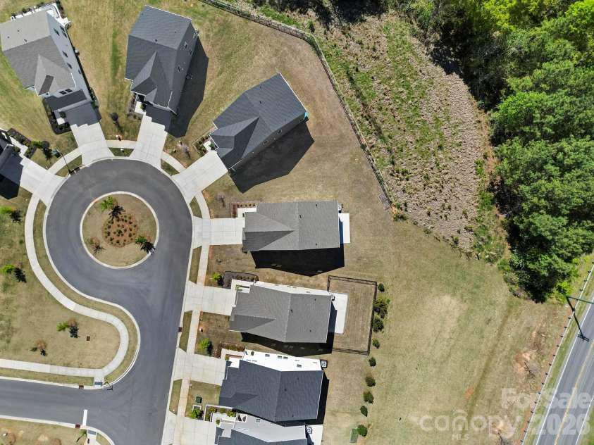 652 Citriadora Street, Fort Mill, SC 29715.  MLS# CAR4368584, YatesRealty ID 17113. 