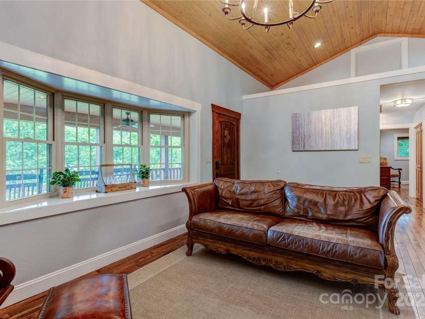 97 Circle E Ranch Road, Burnsville, NC 28714.  MLS# CAR4228853, YatesRealty ID 17114. 