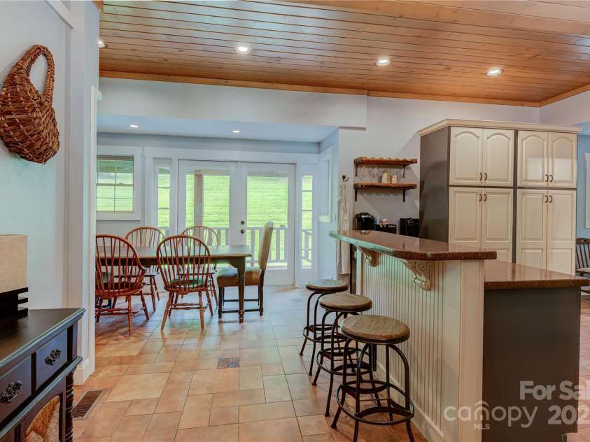 97 Circle E Ranch Road, Burnsville, NC 28714.  MLS# CAR4228853, YatesRealty ID 17114. 