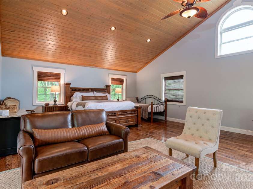 97 Circle E Ranch Road, Burnsville, NC 28714.  MLS# CAR4228853, YatesRealty ID 17114. Master BR
