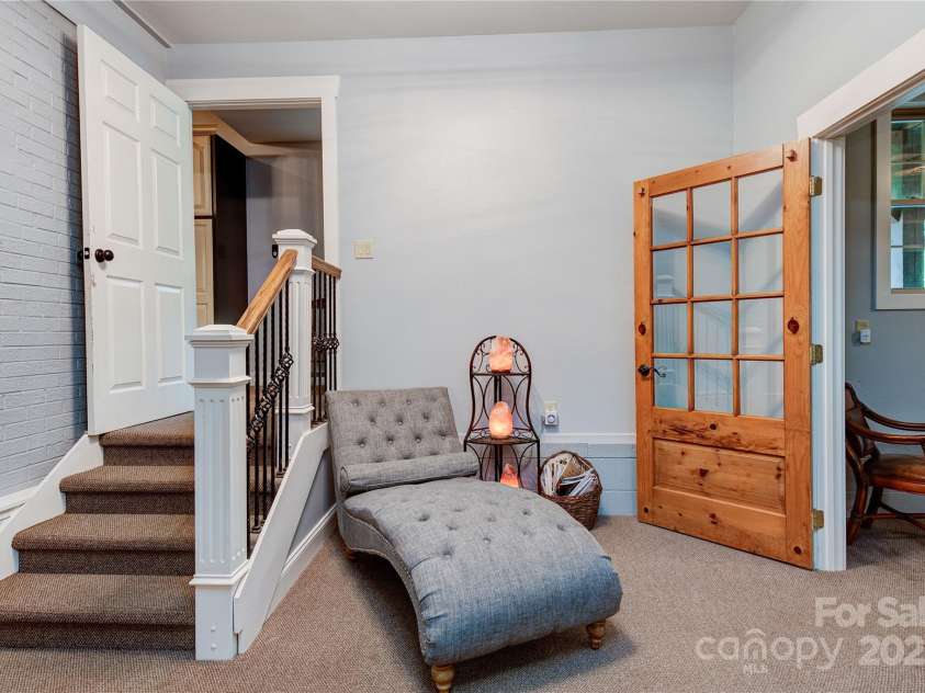 97 Circle E Ranch Road, Burnsville, NC 28714.  MLS# CAR4228853, YatesRealty ID 17114. Sitting Room