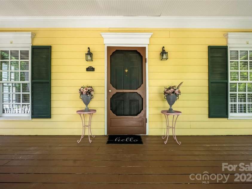 14105 Garden District Row, Huntersville, NC 28078.  MLS# CAR4262992, YatesRealty ID 17115. 