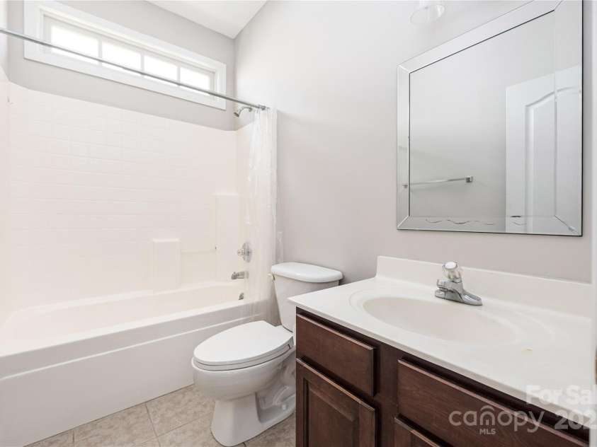 14105 Garden District Row, Huntersville, NC 28078.  MLS# CAR4262992, YatesRealty ID 17115. 