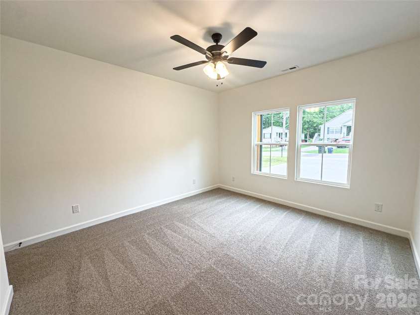 512 Murphy Street, Kannapolis, NC 28081.  MLS# CAR4340007, YatesRealty ID 17115. 