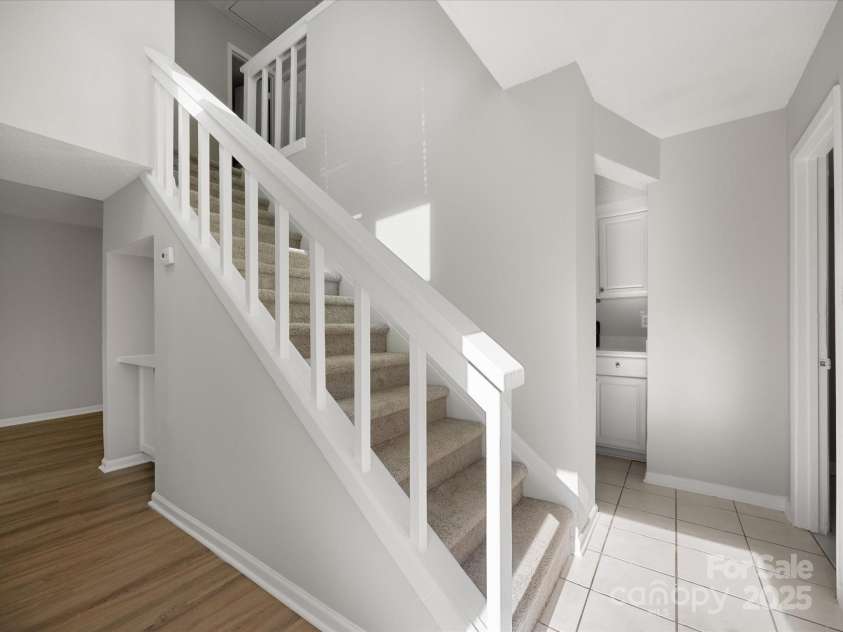 7415 Mystic Lane, Charlotte, NC 28227.  MLS# CAR4231227, YatesRealty ID 17118. 