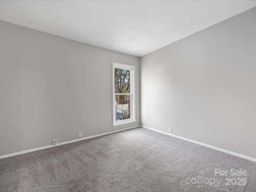 7415 Mystic Lane, Charlotte, NC 28227.  MLS# CAR4231227, YatesRealty ID 17118. 